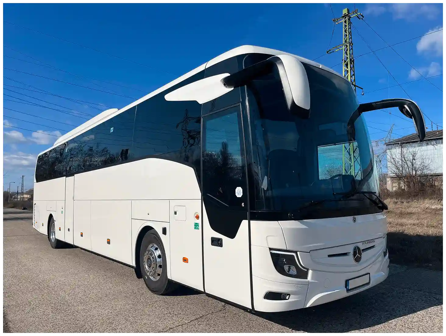 Mercedes Tourismo rhd 2026